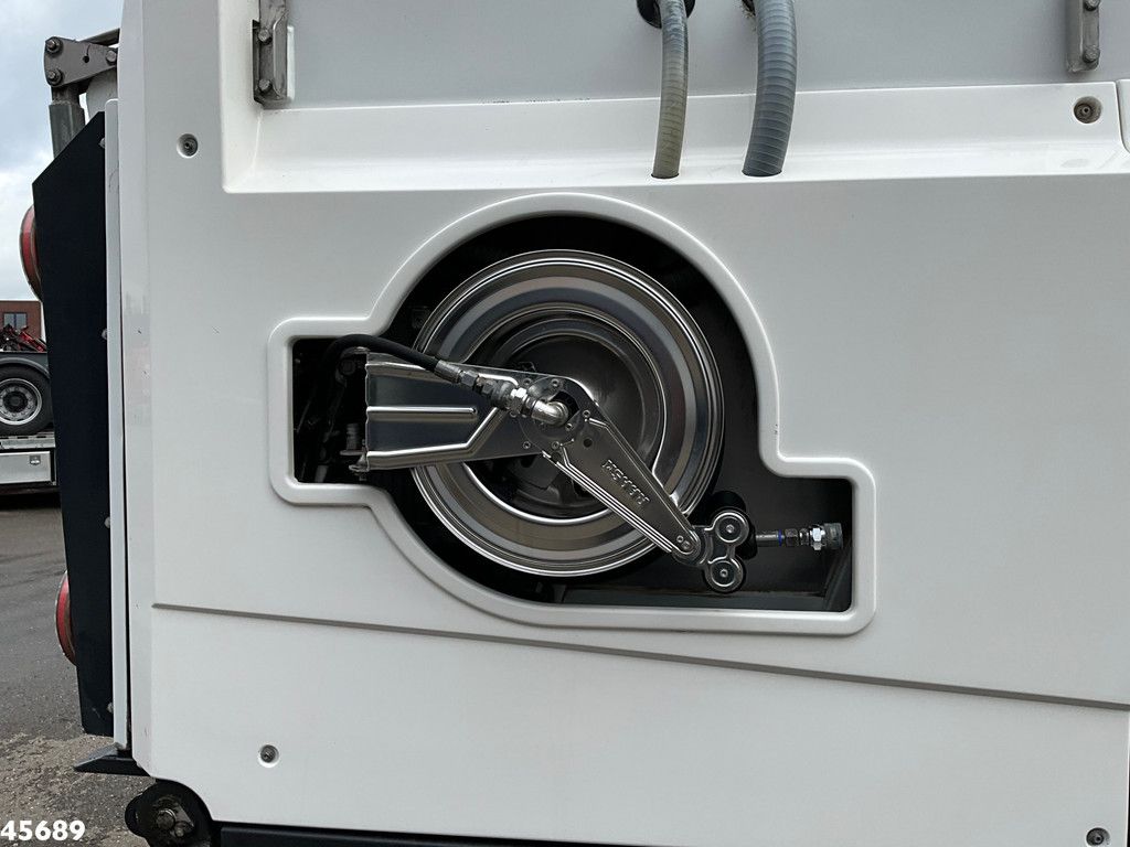 Schmidt Cleango Compact 500 Euro 6 with 3-rd brush Just 4.260 km!