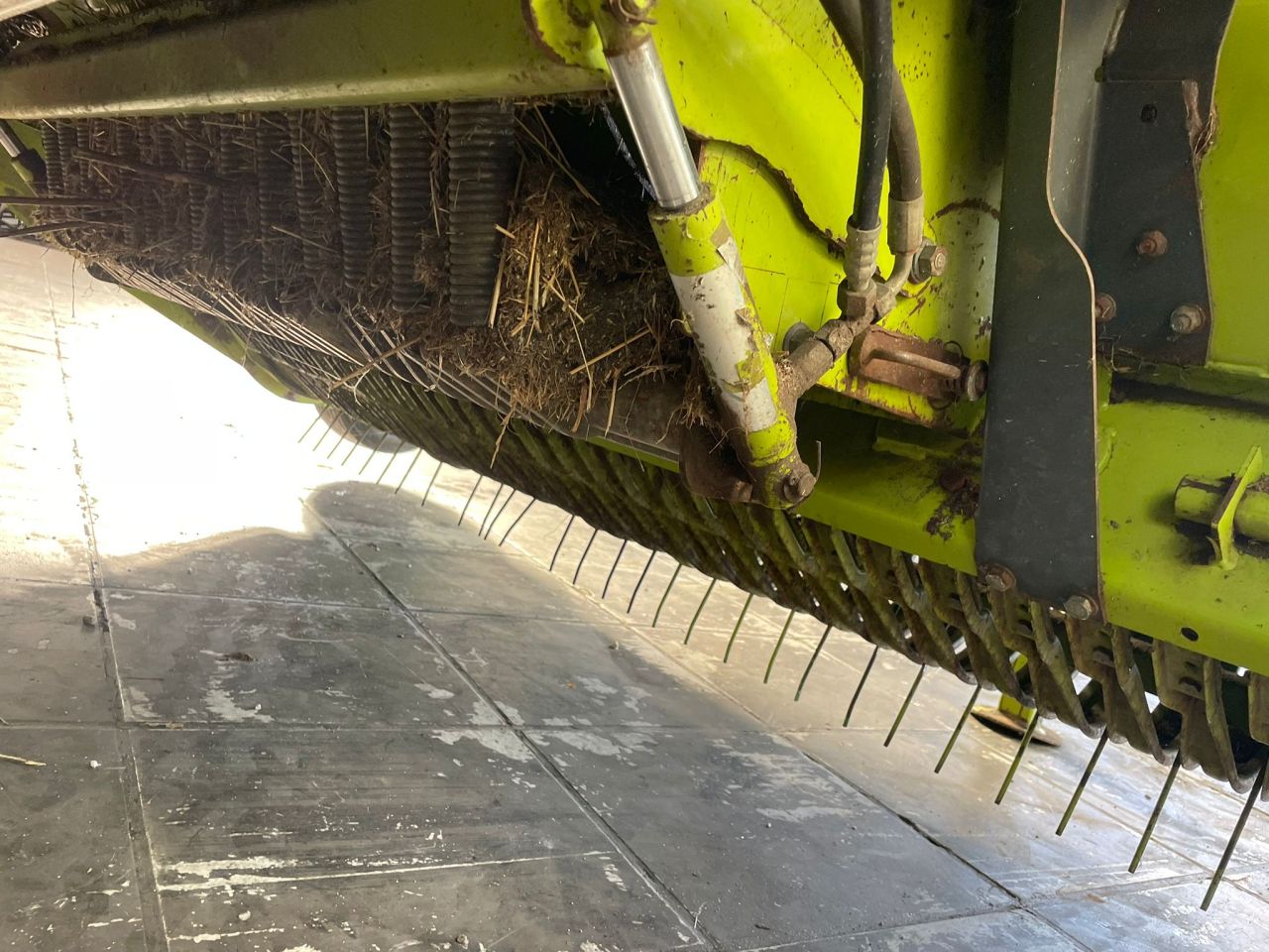 Claas Rollant 250 Rotocut Uniwrap