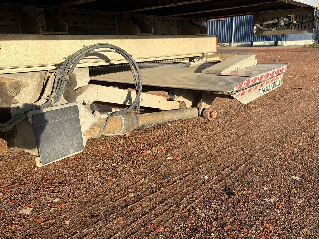 Bestelwagen Iveco 120EL Diesel 221pk 2015