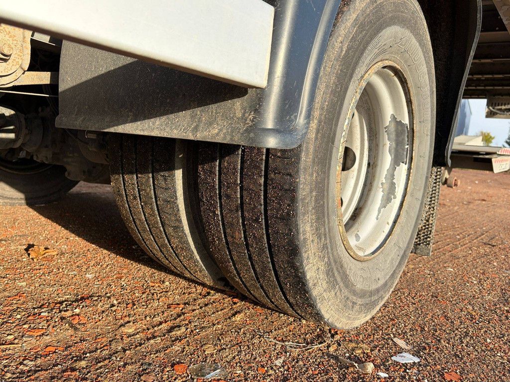 Bestelwagen Iveco 120EL Diesel 221pk 2015