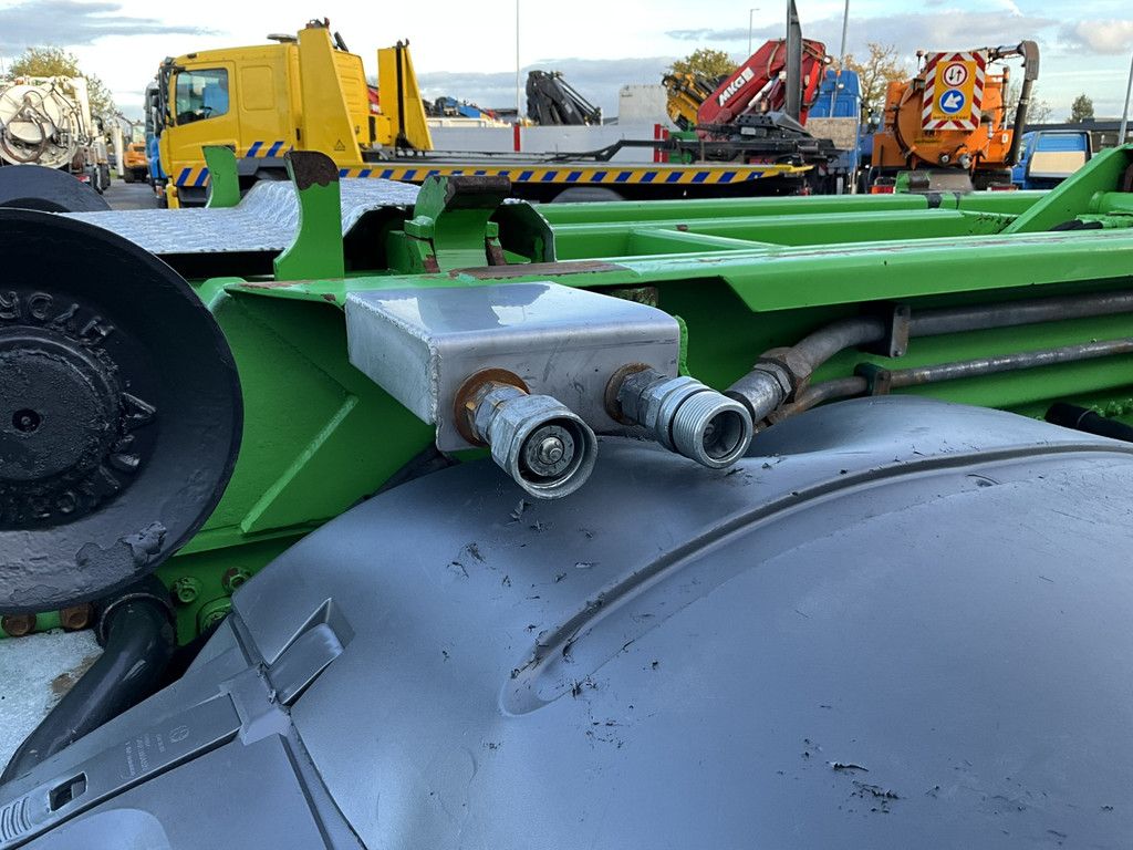 MAN TGA 41.440 8x4 Full Steel AJK 26 Ton haakarmsysteem + Laadplateau met Hiab 28 Tonmeter laadkraan