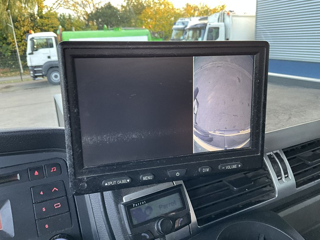 MAN TGA 41.440 8x4 Full Steel AJK 26 Ton haakarmsysteem + Laadplateau met Hiab 28 Tonmeter laadkraan