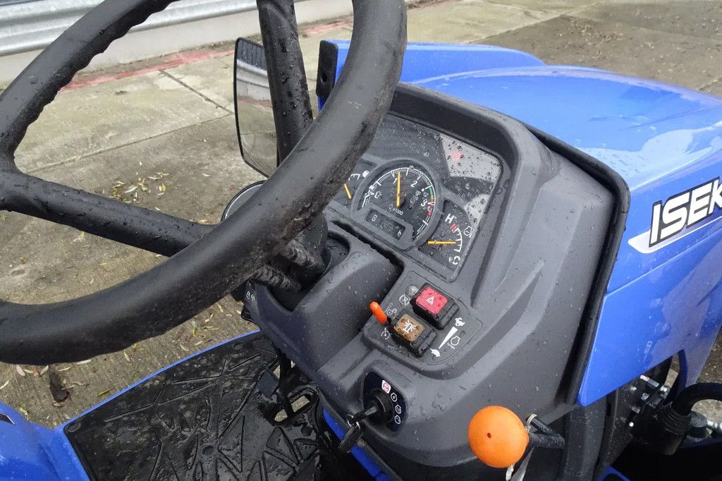 Iseki met voorlader .TXGS24