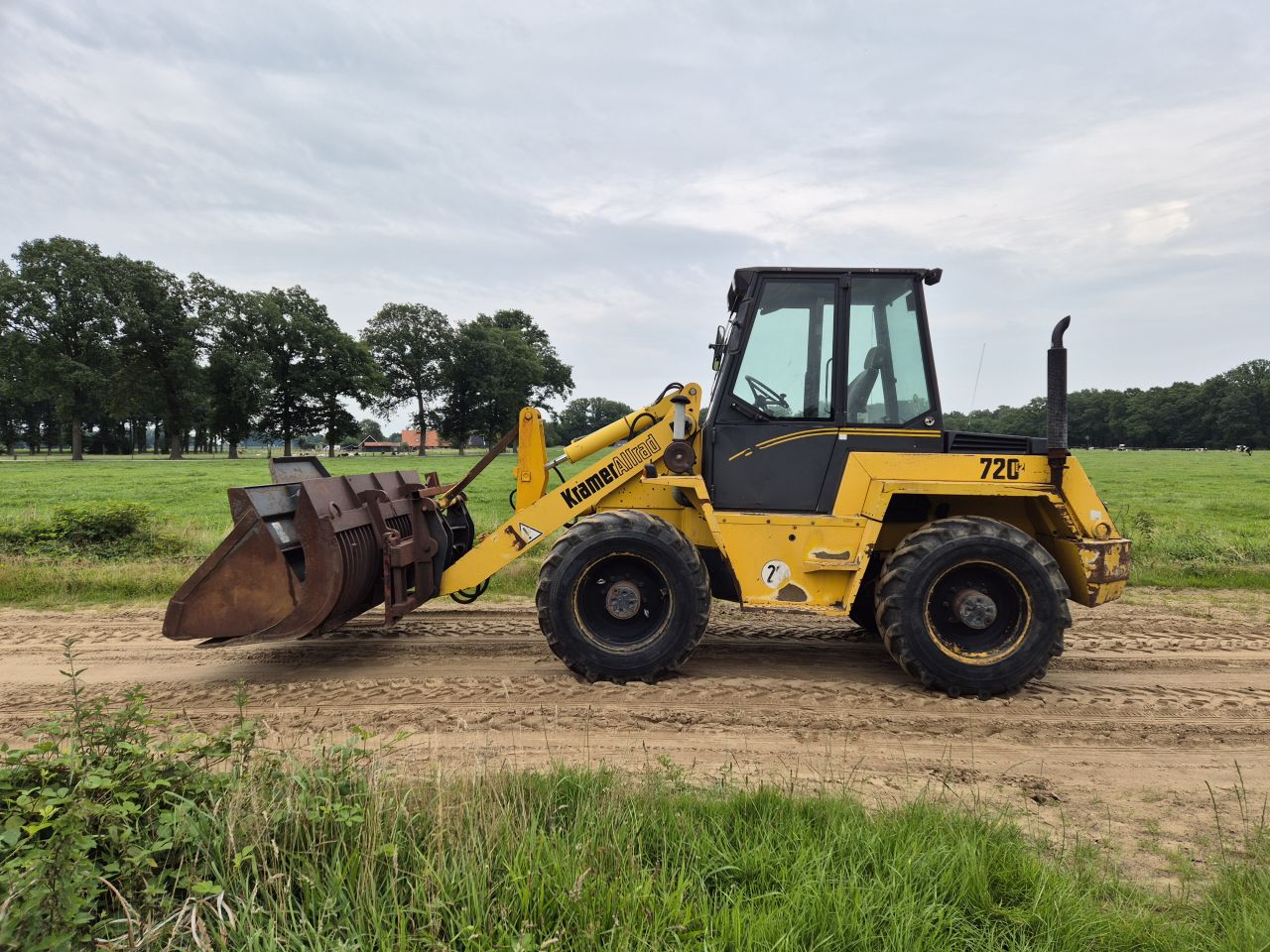 Kramer Shovel met aanbouwdelen