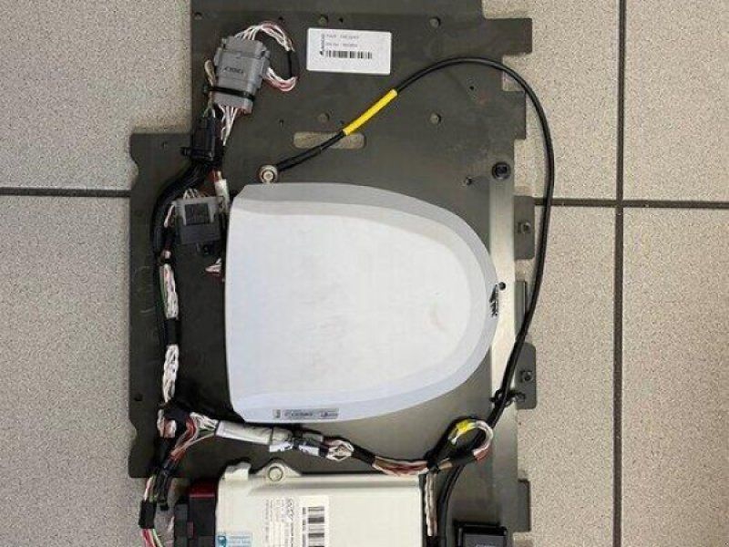 Fendt Noel RTK Empfänger