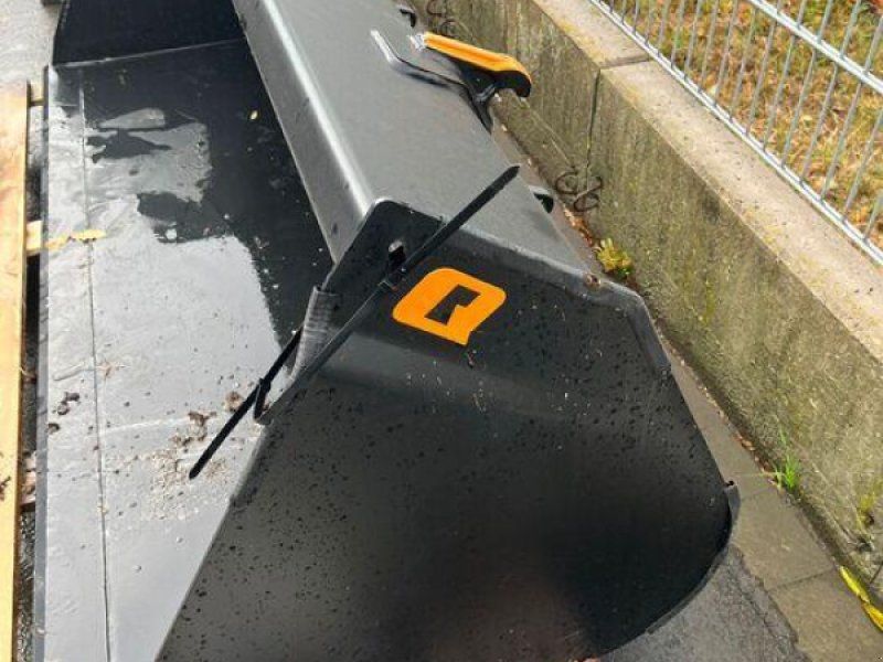 Quicke UNIVERSALSCHEL GM 215 EURO