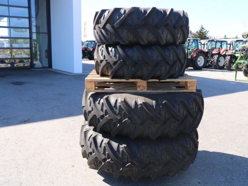 Kleber 16.9R30+14.9R20