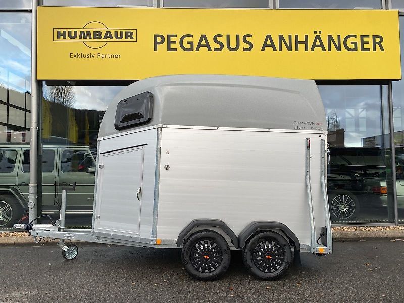 Böckmann Champion Esprit 2-Pferde 2,4t. Alu 100km