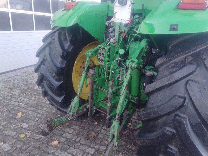 John Deere 7710