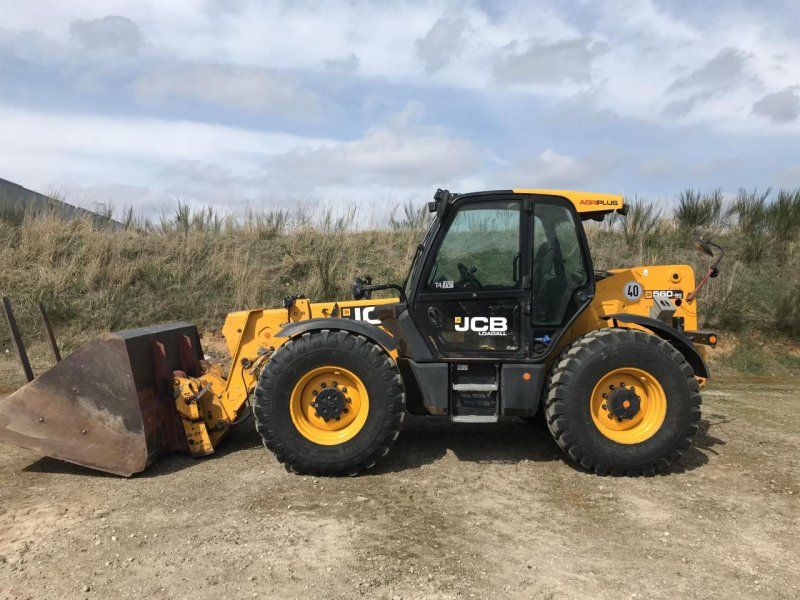 JCB 560-80 Agri Plus