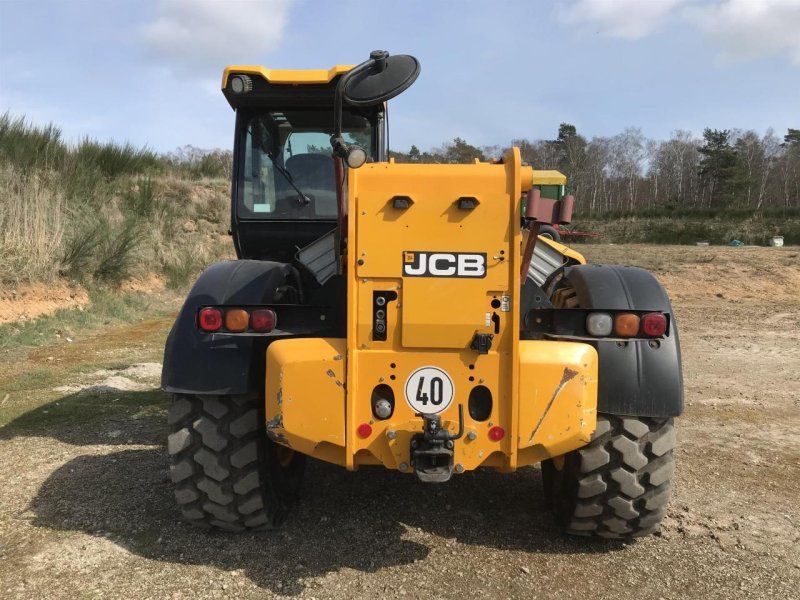 JCB 560-80 Agri Plus