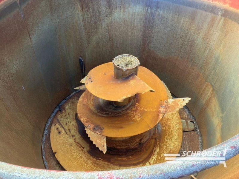 Strautmann VERTI MIX 1050