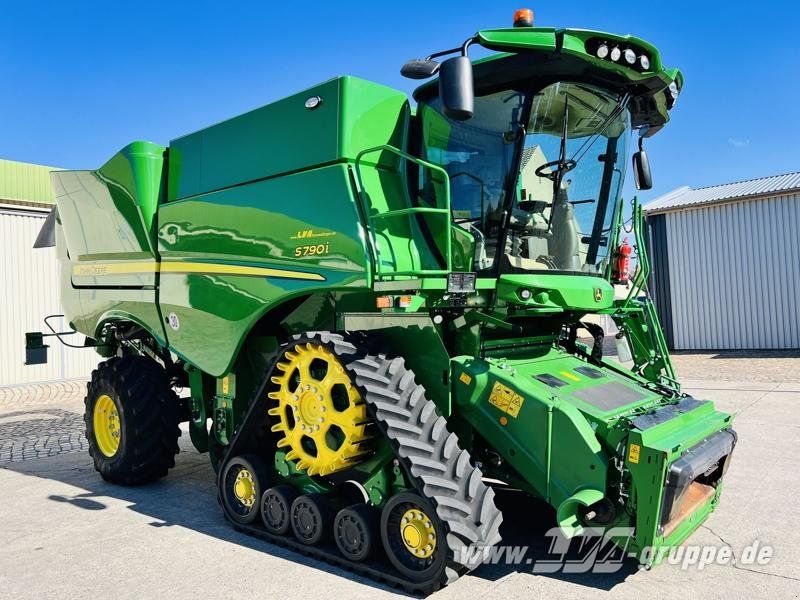 John Deere S790