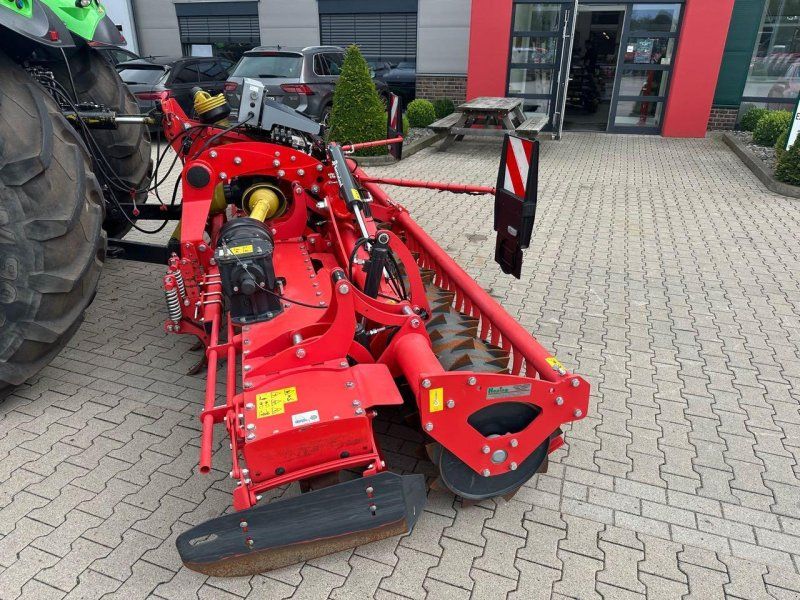 Kubota Rotage 4050F Zahnpackerwalze