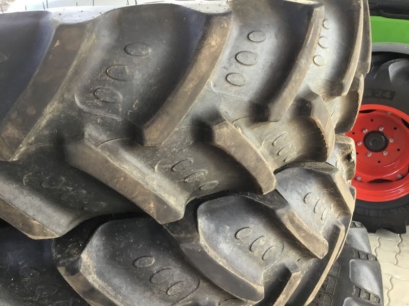 BKT 320/85R32, 340/85R48