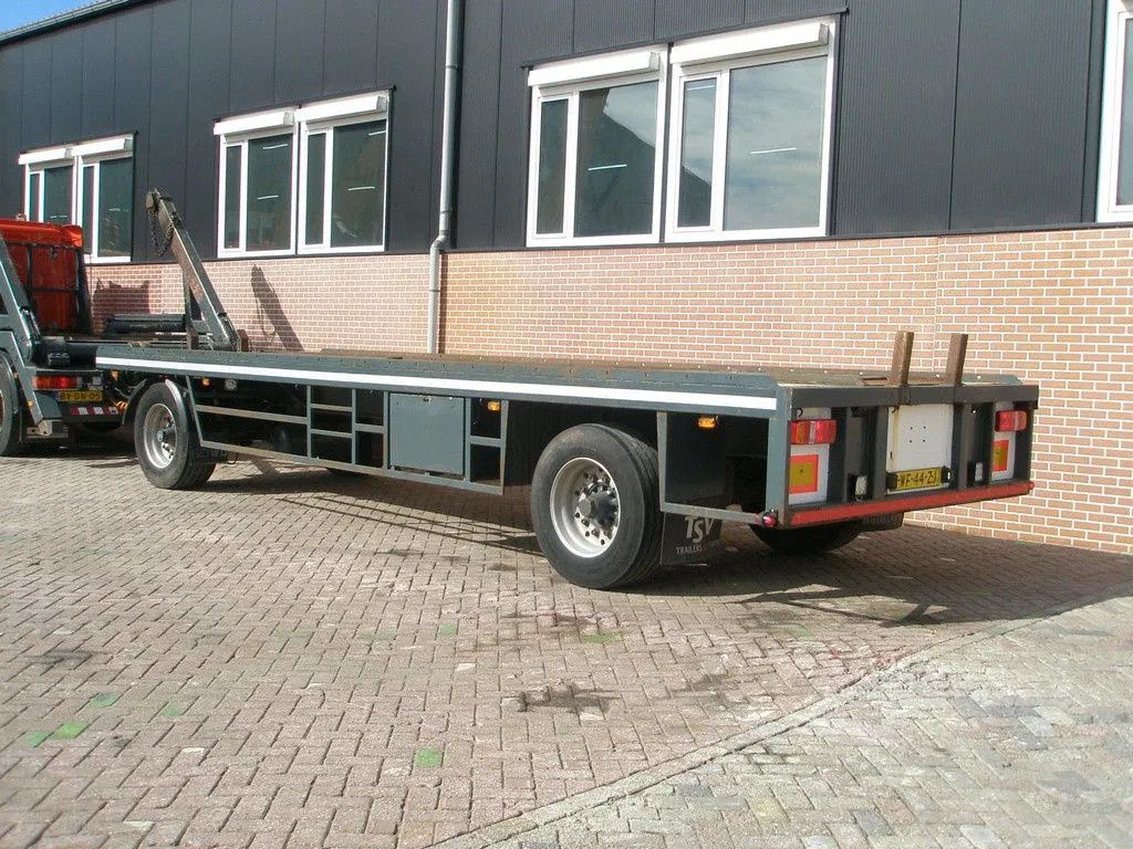 H.T.F. Portaal container aanhangwagen