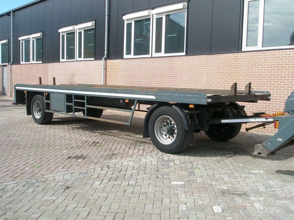 H.T.F. Portaal container aanhangwagen