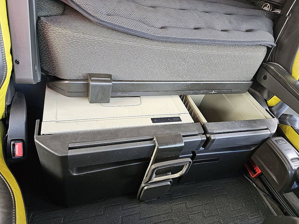 VOLVO FH 16.750 8x2*6