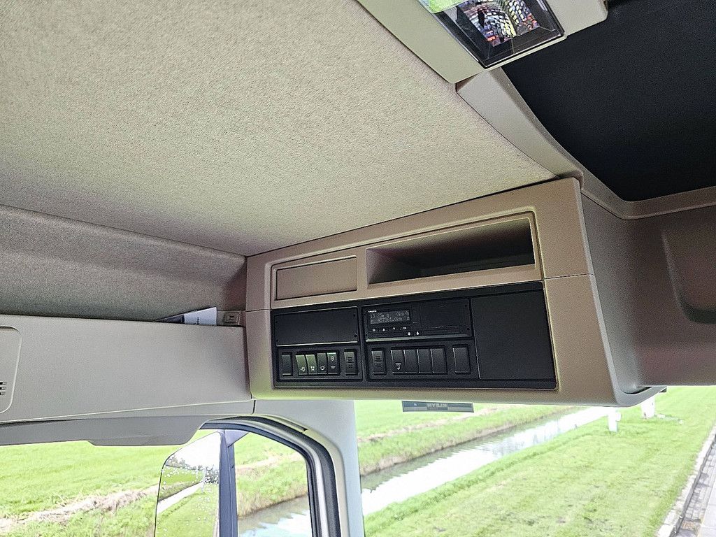 VOLVO FH 500 6x2 steered pto+hydr