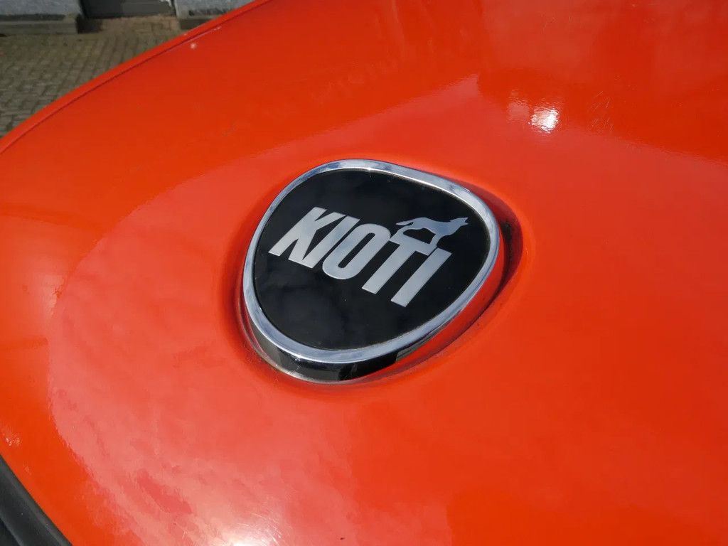 Kioti EX50 4wd HST / 02146 Draairuen / Fabriekscabine