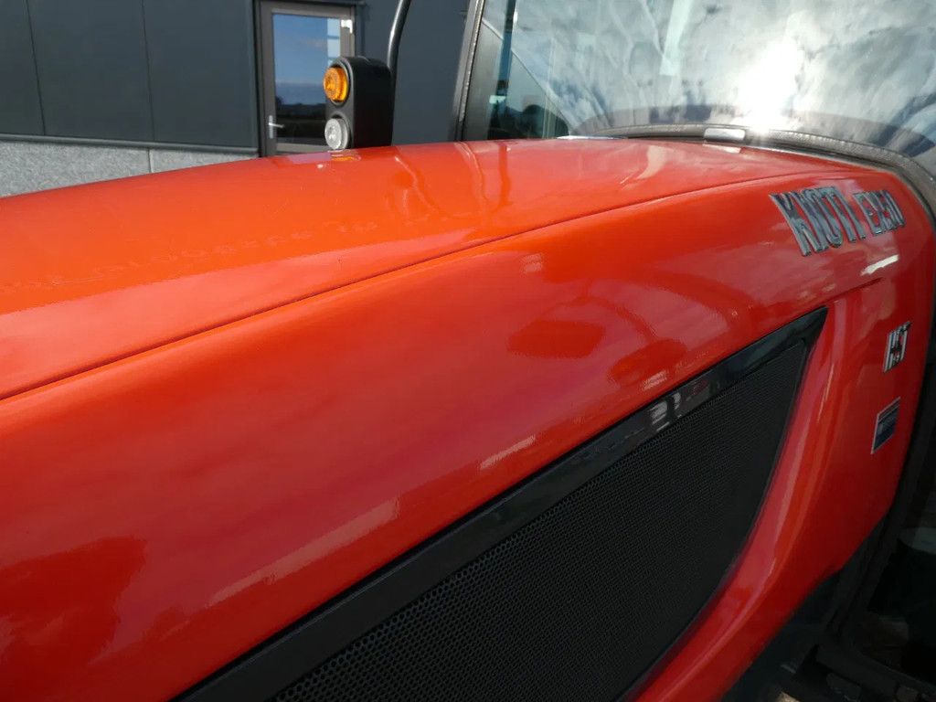 Kioti EX50 4wd HST / 02146 Draairuen / Fabriekscabine