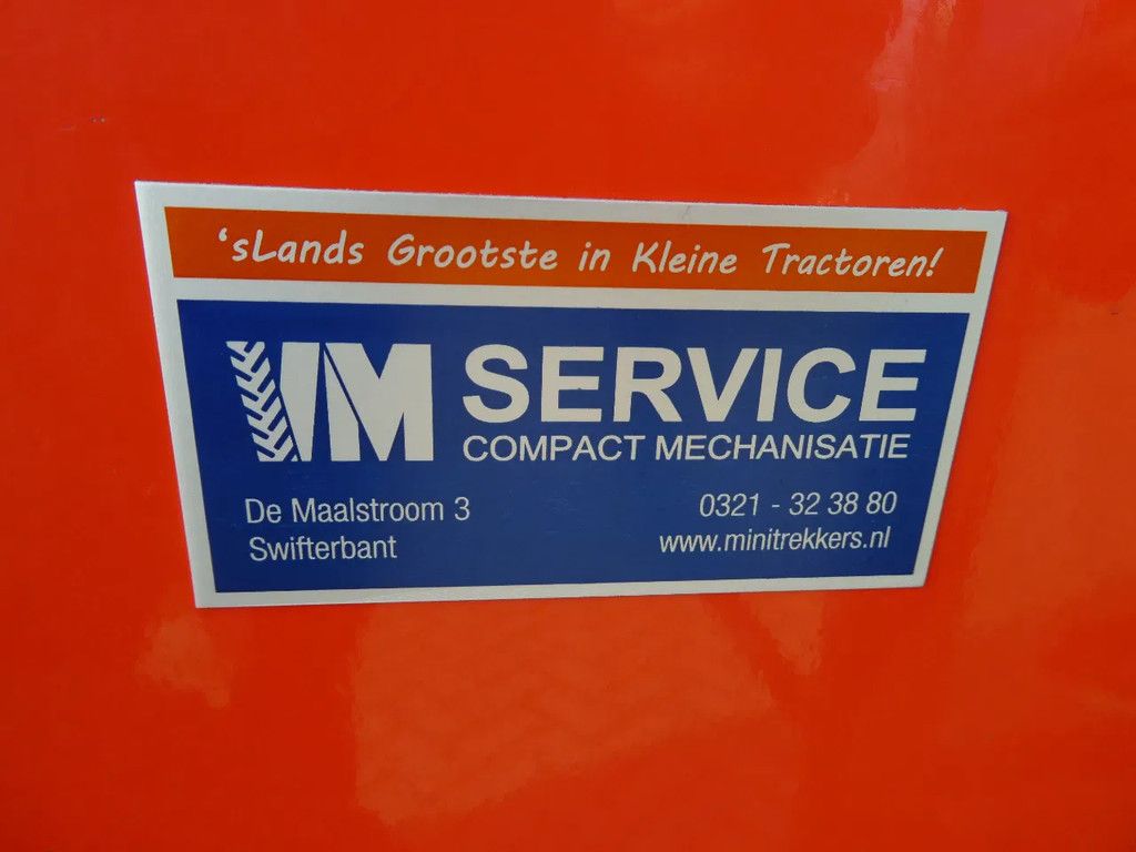 Kioti EX50 4wd HST / 02146 Draairuen / Fabriekscabine