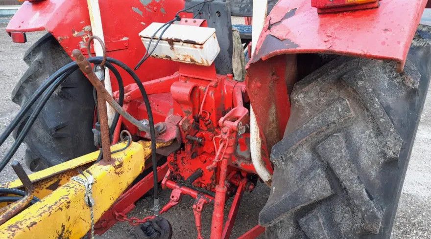 International 624 ..