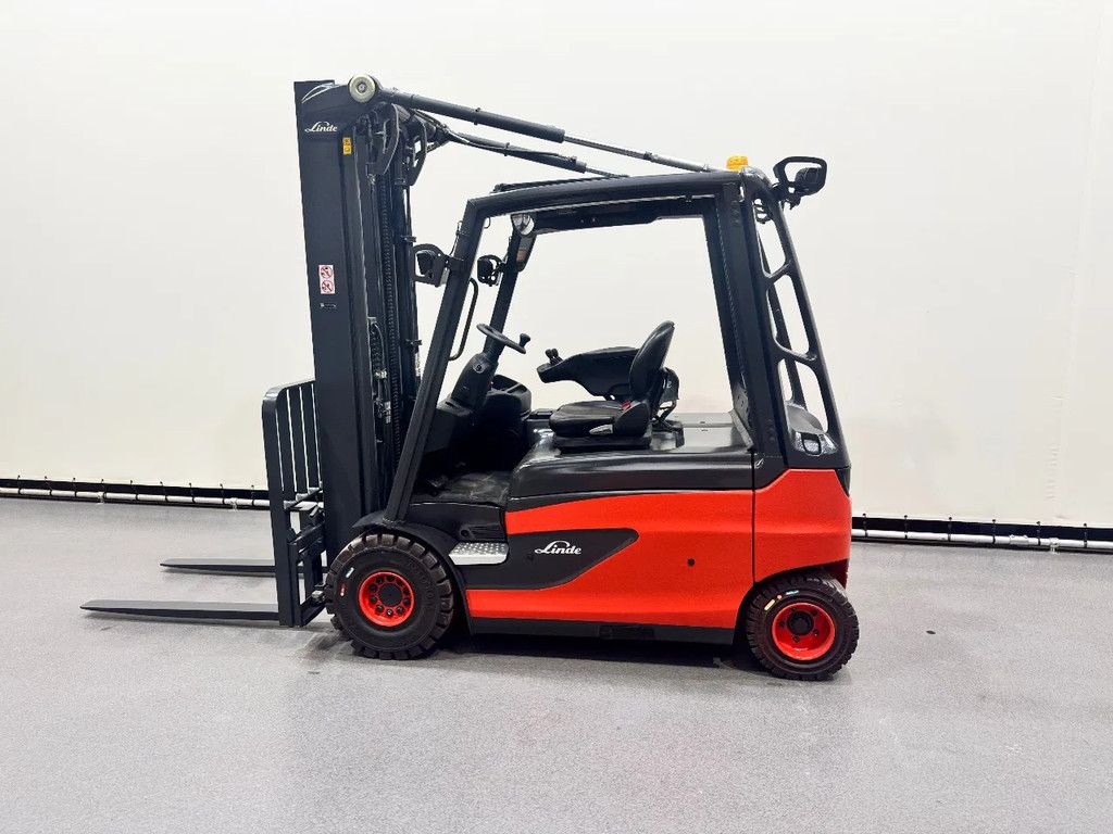 Linde E 25 L-01 inclusief nieuwe accu