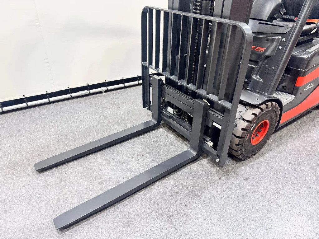 Linde E 25 L-01 inclusief nieuwe accu