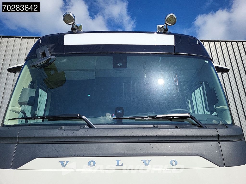 Volvo FH 500 4X2 NEW! Aero XL TC Retarder I-Parkcool 2x Tanks ACC