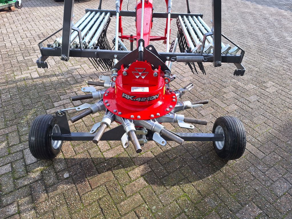Massey Ferguson RK 421DN