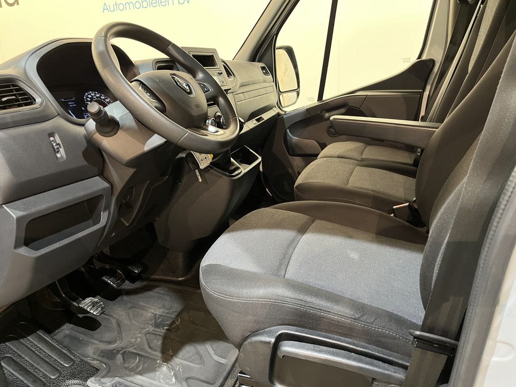 Renault Master 2.3 dCi 145 PK L3 DC Dubbel Cabine Open Laadbak / Euro 6 / Airco / Trekhaak / Cruise Control / DC 7 Pers. / 24.400 KM !!
