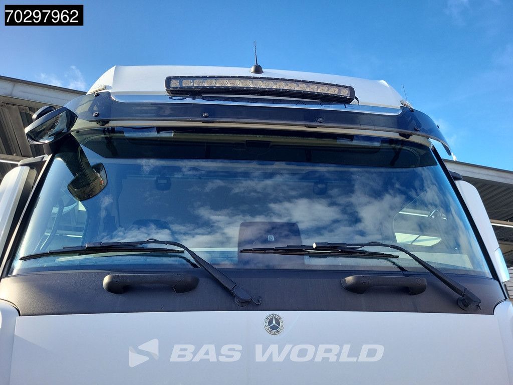 Mercedes Actros Actros 1851 4X2 GigaSpace ADR 2xTanks Xenon Euro 6