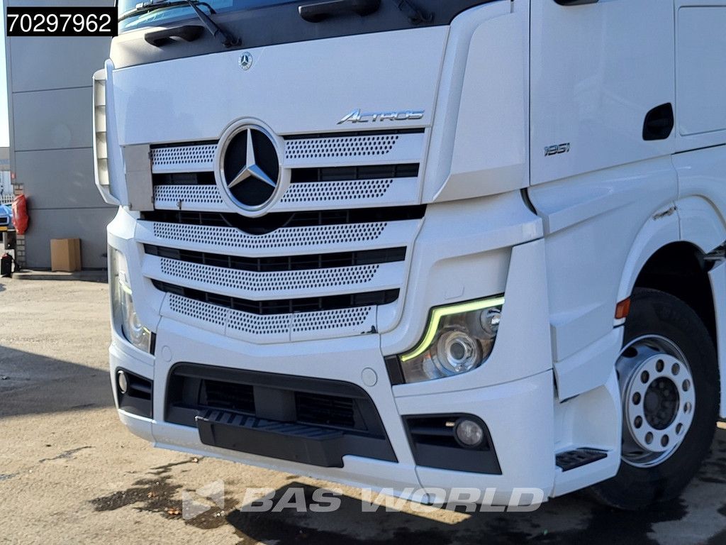 Mercedes Actros Actros 1851 4X2 GigaSpace ADR 2xTanks Xenon Euro 6