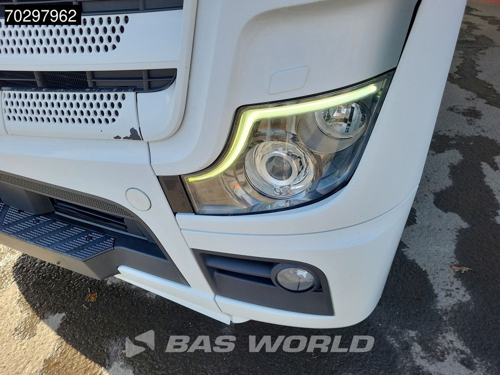 Mercedes Actros Actros 1851 4X2 GigaSpace ADR 2xTanks Xenon Euro 6