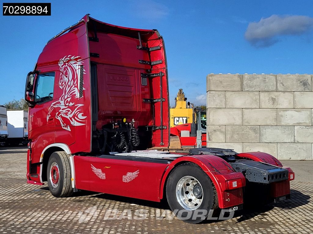 Iveco S-Way 570 4X2 Full-Air Retarder Standairco 2xTanks Navi ACC LED Euro 6