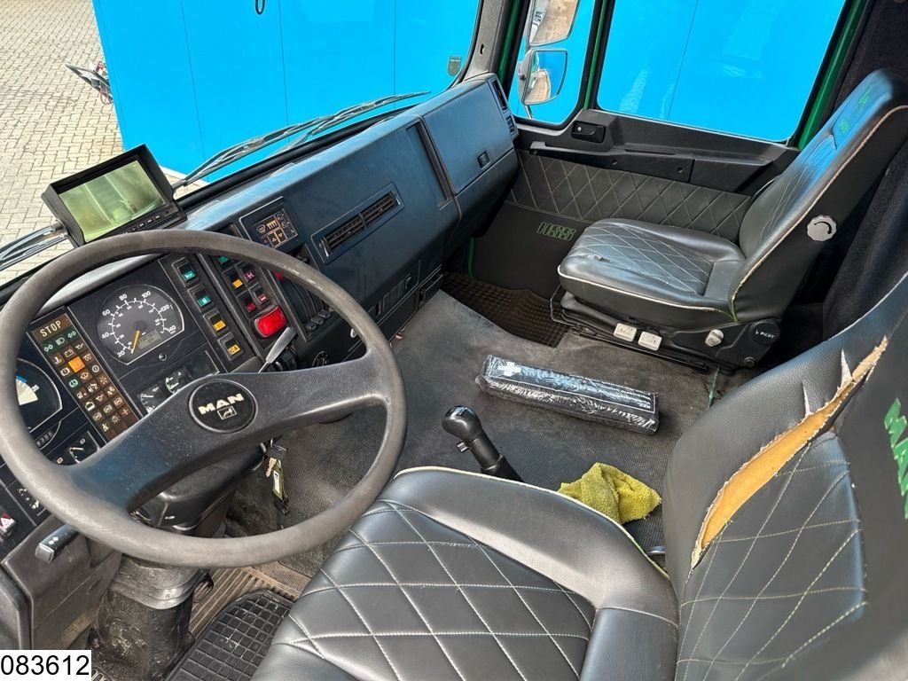 MAN 33 332 6x4, Vacuum truck, 12000 liter