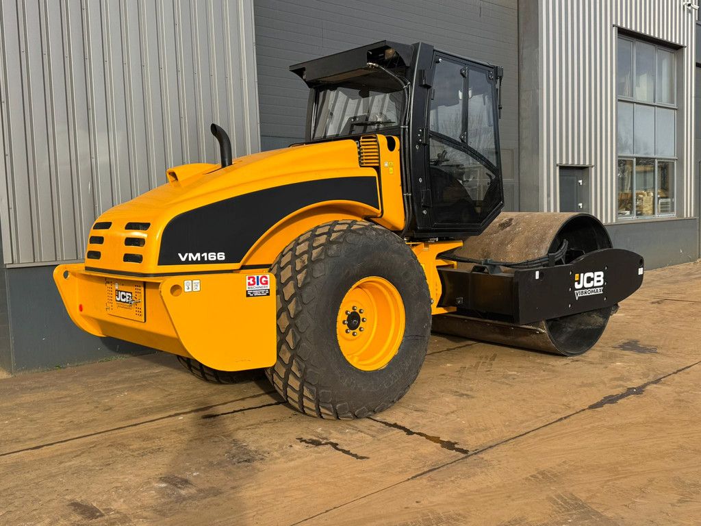 JCB VM166D