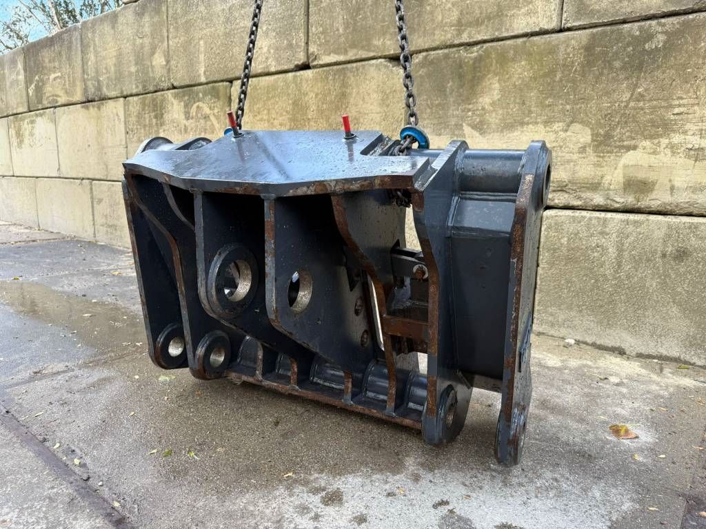 BEPE Caterpillar 962 Verachtert quick coupler NEW!