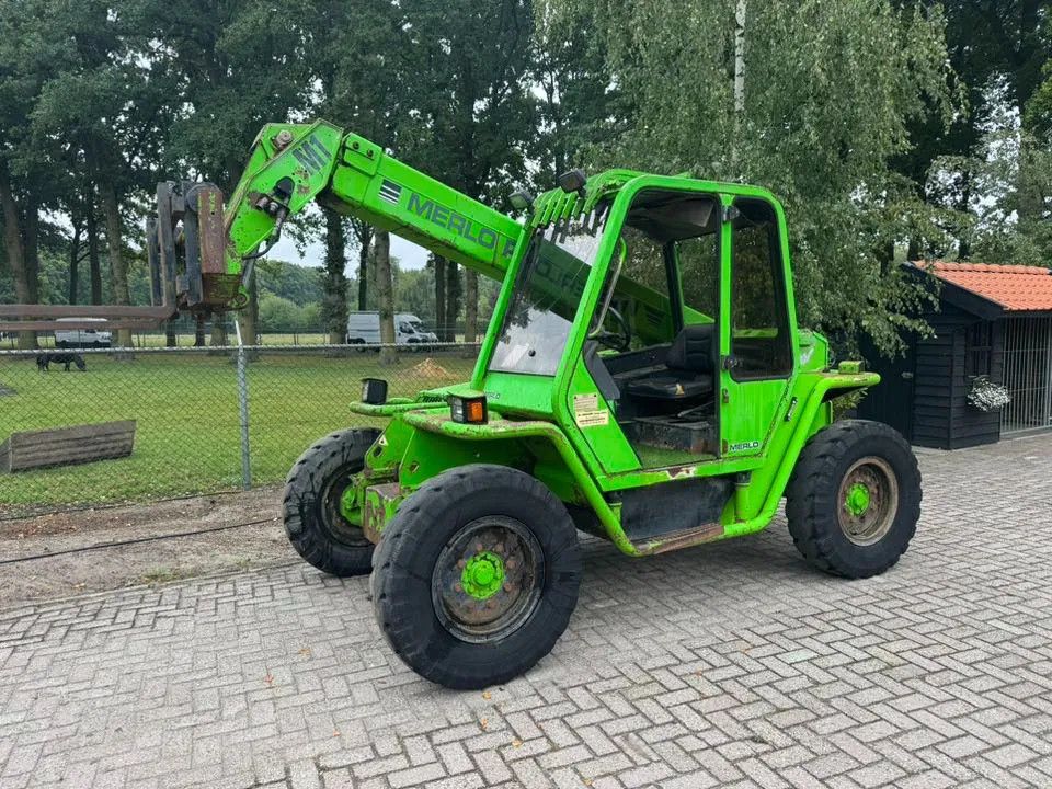 Merlo 27.7 verreiker shovel (MARGE) *GEEN BTW