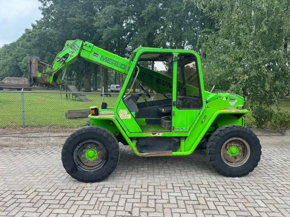Merlo 27.7 verreiker shovel (MARGE) *GEEN BTW
