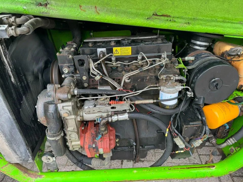 Merlo 27.7 verreiker shovel (MARGE) *GEEN BTW