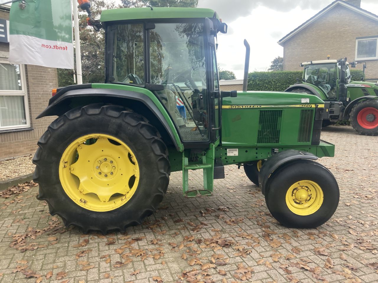 John deere 6010
