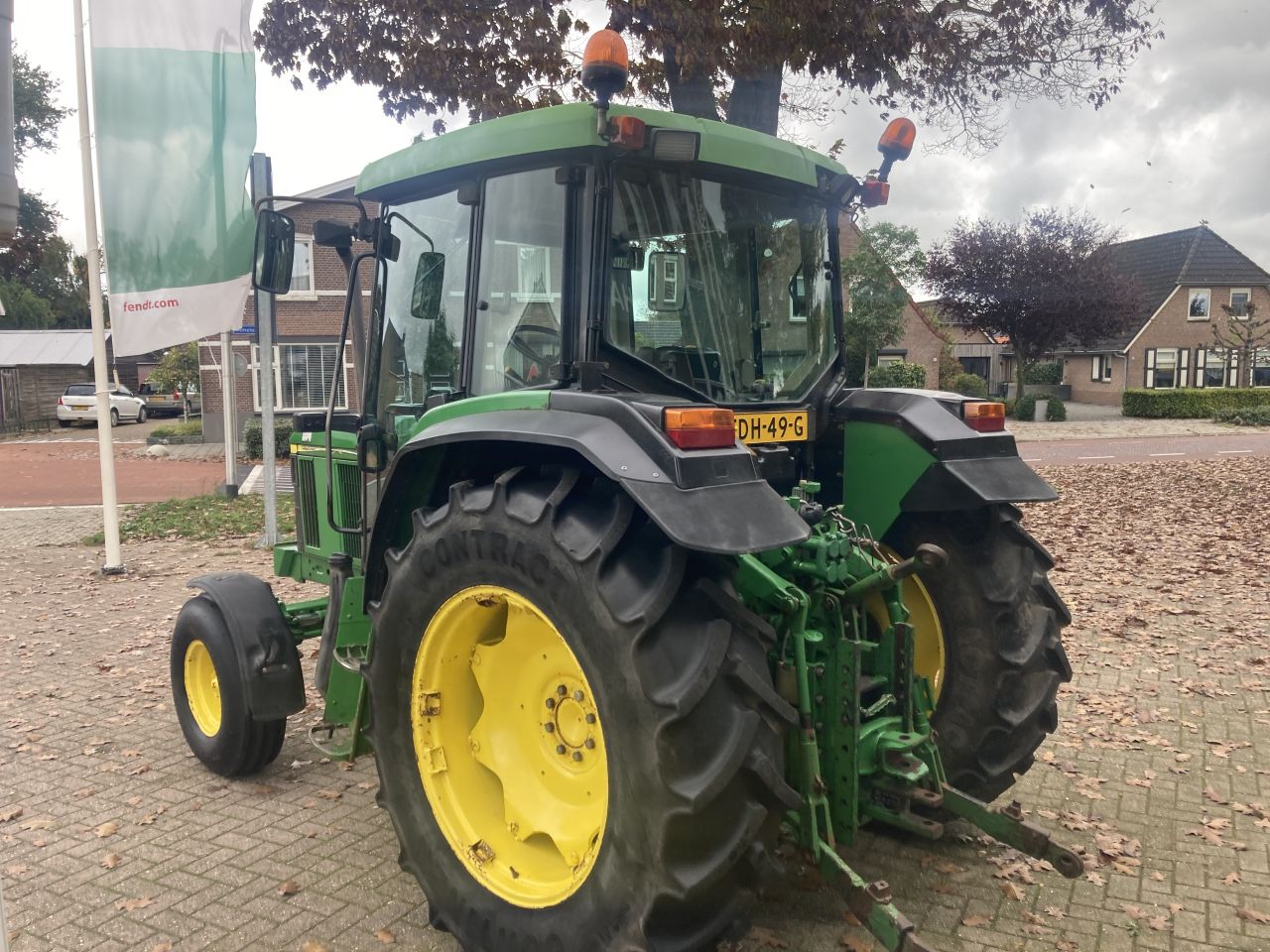John deere 6010