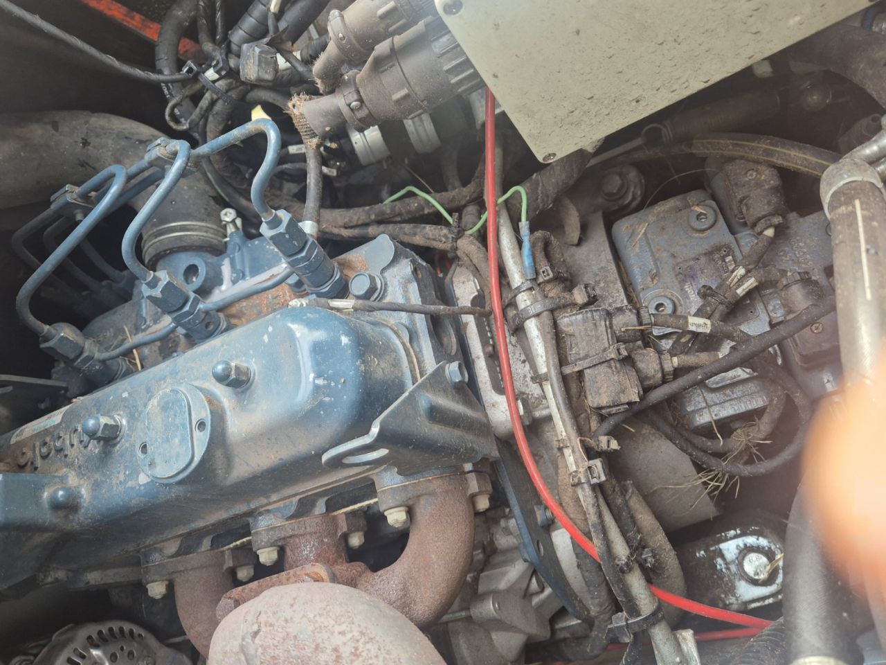 Giant 263 mini shovel