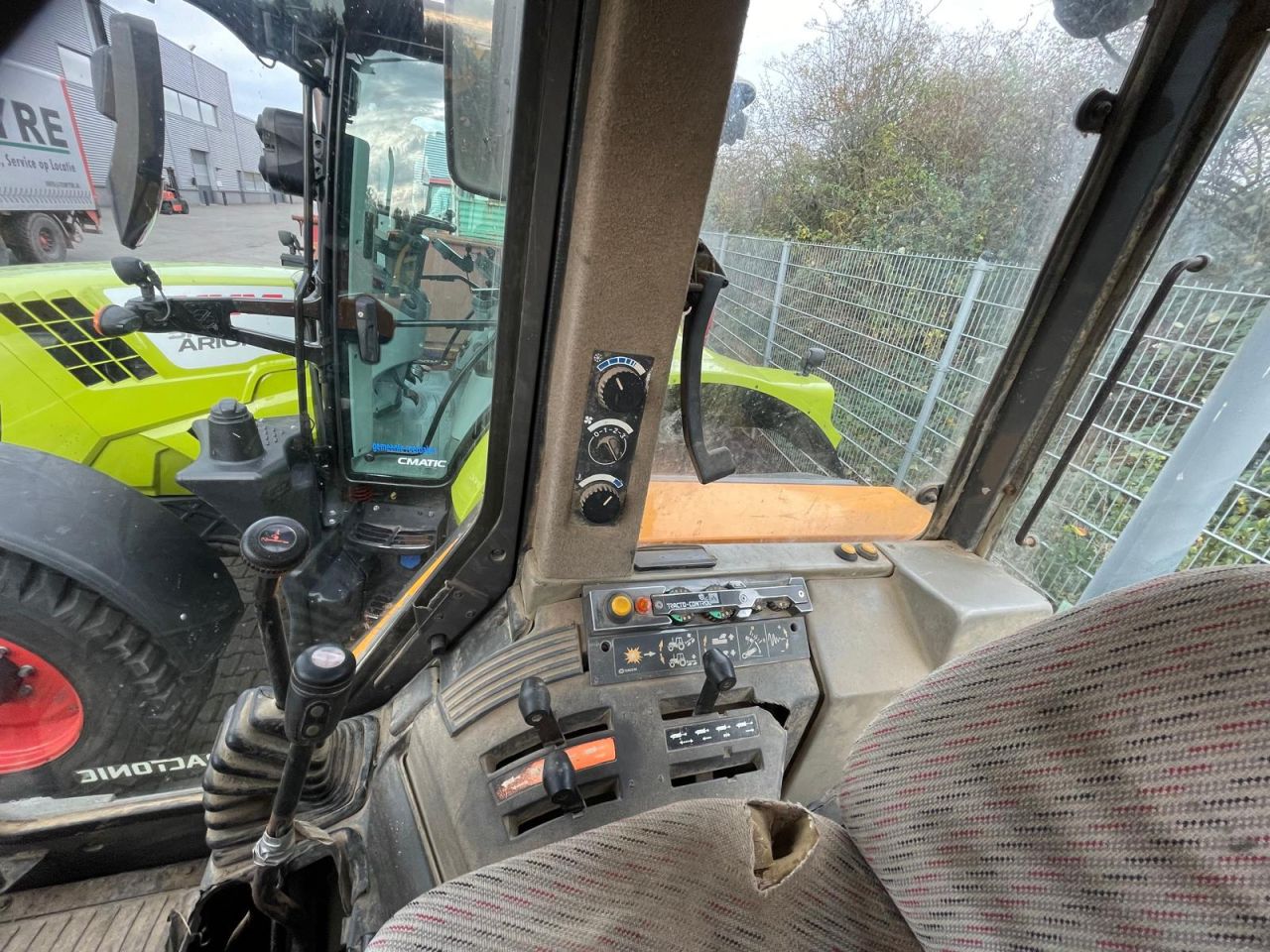 Renault TZ 110.54 tractor