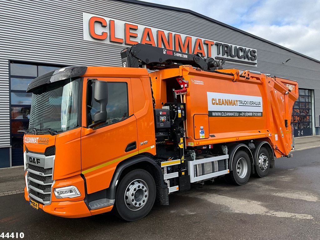 DAF FAN XD 340 Euro 6 Hiab 23 Tonmeter laadkraan