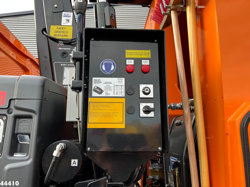 DAF FAN XD 340 Euro 6 Hiab 23 Tonmeter laadkraan