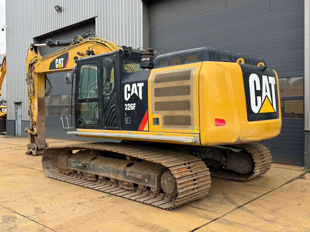 Caterpillar 326F L
