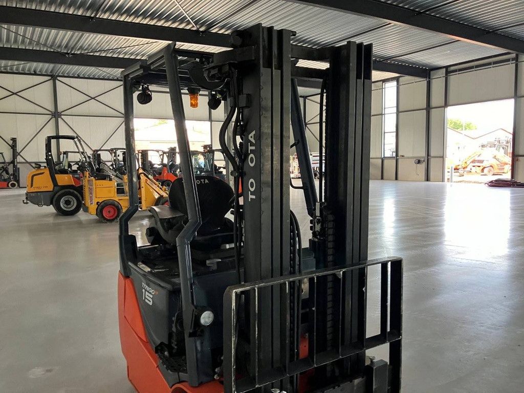 Heftruck Toyota 8FBE15T Elektrisch 1500kg 5.0m 2020